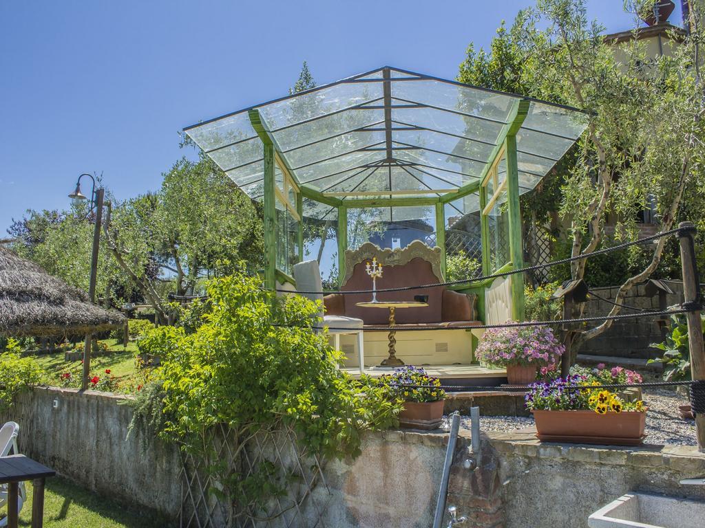 Bed and breakfast Il Nido D'Amore - Lorenzana Colombaie Extérieur photo